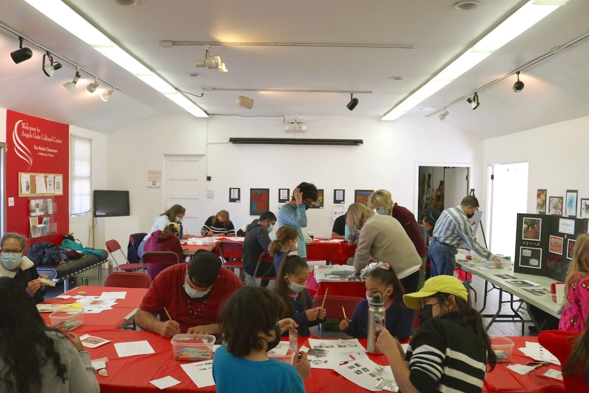 family-art-workshop__family-friendly-events_angels-gate-cultural-center
